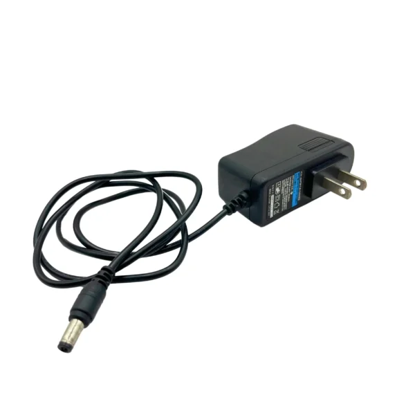 Adaptador de Corriente AC/DC 12V 1A